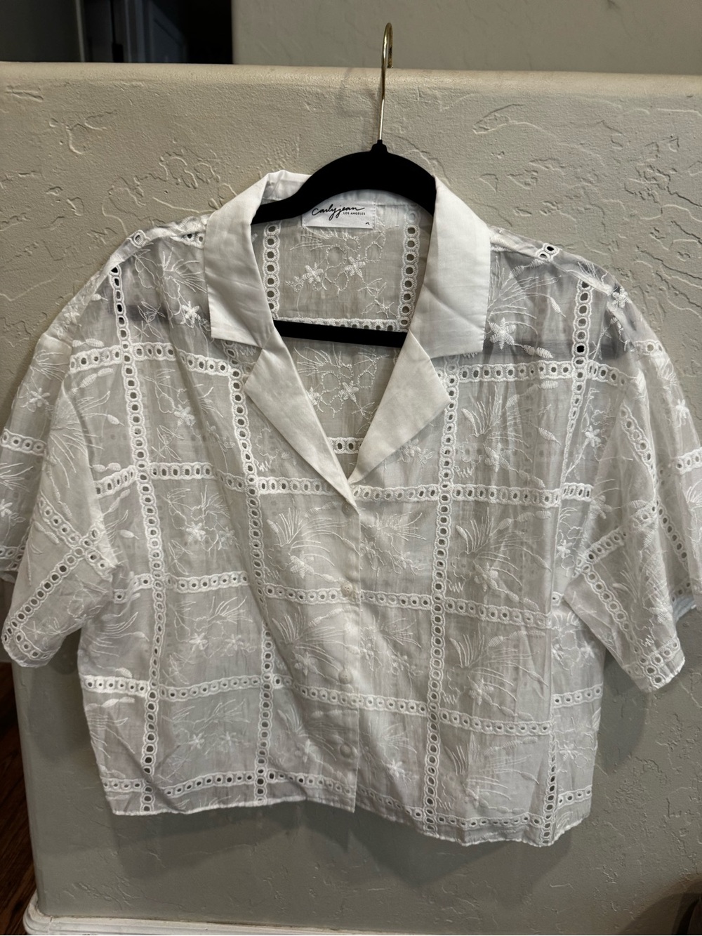 CJLA- Cotton Eyelet Collared Button-Front Top - White